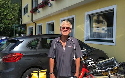 Starting another beautiful day. (submitted by Jim G)