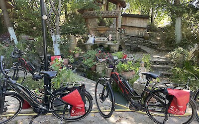 Lunch stop Day 3 Korce to Farma Sotira (submitted by Elspeth Miller)