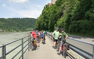 Photo 1 (submitted by Alex655321)