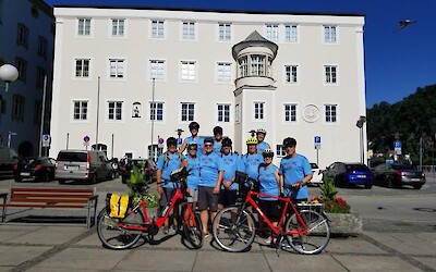 Team Drafting Table from Wixom, Michigan ready to roll out of Passau (submitted by Trez)