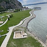 visit Danube River fortress w boat waiting. (photo by L Waldo)