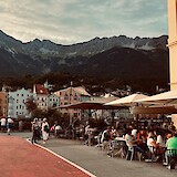 Starting off in colourful Innsbruck (photo by Nicolas Roggeman)