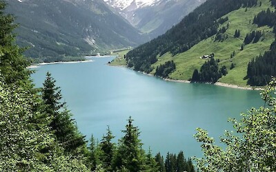 Beautiful glacier lake (submitted by Robyn)