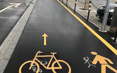 Photo 1 (submitted by PeterP)