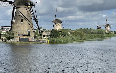 (submitted by Brian Hallgarth)