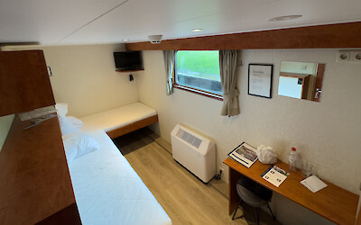 Cabin interior (submitted by Gib E)