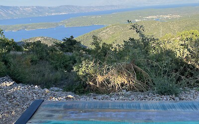 Sunset wine stop on Hvar (submitted by Cati C)
