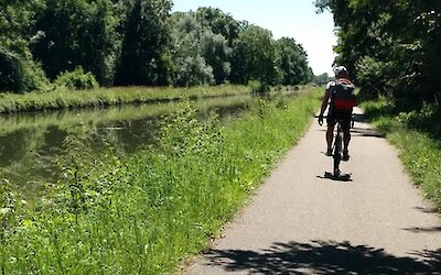 Cycling along the canal day 1 (submitted by Heather)