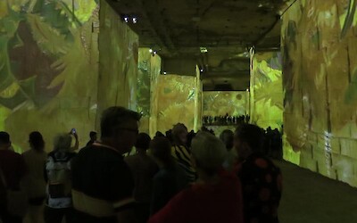 Carrieres de Lumieres (submitted by Auskang)