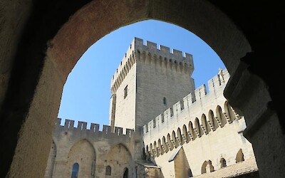 Palais de Papes (submitted by Auskang)