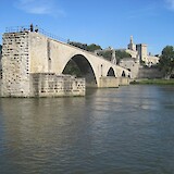 Sur la pont D'Avignon! (photo by DarTer56)