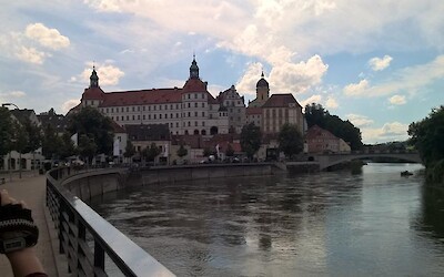 Approaching Neuburg (submitted by Easy cycler)