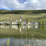 The view along the Mosel River. (photo by Bruce)