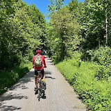 a nice gravel trail... some were less well maintained (photo by Jan M)