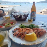 One of many well earned beach side lunches (photo by Paula)