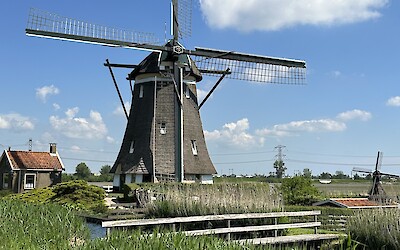 (submitted by Kenneth Gresham)