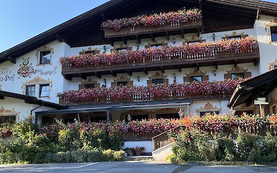 Hotel (submitted by Cati)