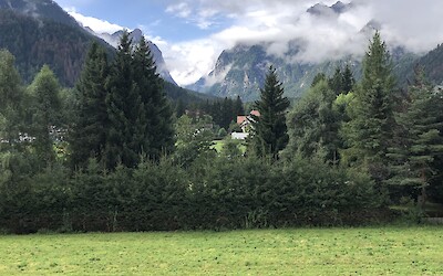 (submitted by Garry Wyndham)