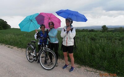 Singing in the rain (submitted by ullabulla)