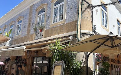 (submitted by Karla Frank)