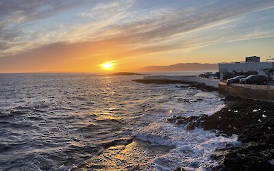 (submitted by LK Hessefort)