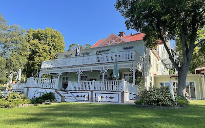 (submitted by Pam Crespi)