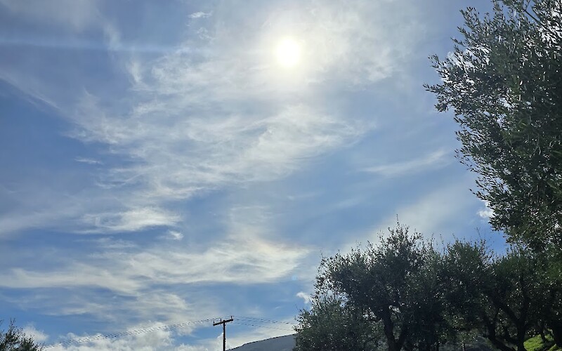 A sky that doesn't end (submitted by Don Paine)