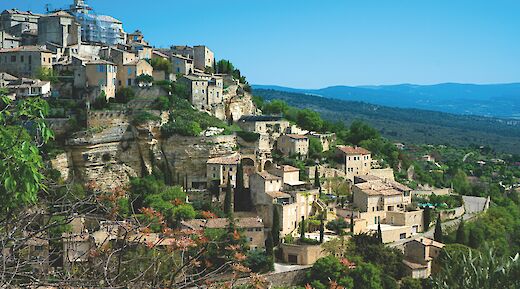 Hillside town of Gordes, France. Lucas@Unsplash