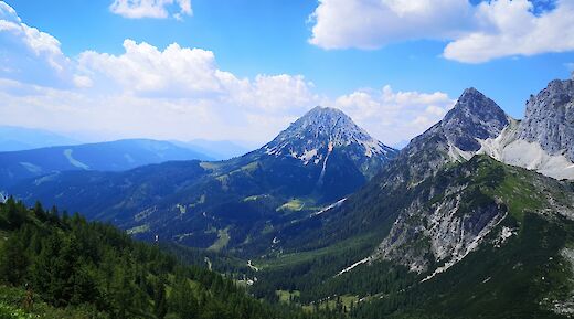 Blue skies over the Austrian Alps. Unsplash@Olga Mandel