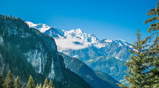 Snow on the mountains, French Alps, France. Unsplash@Coco L