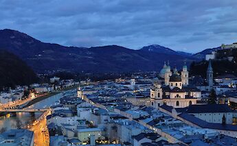 Salzach River through Salzburg, Austria. CC:Tomert