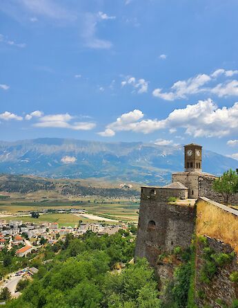 Clock Tower in Gjirokastër, Albania. Aldi Papa@Unsplash