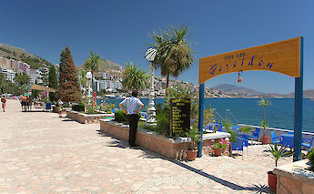 Saranda (Sarandë), Albania. Artur Malinowski@Flickr