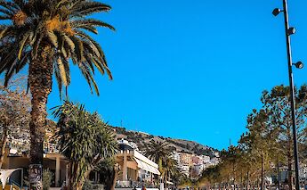 Promenade in Saranda (Sarandë), Albania. Abenteuer Albanien@Unsplash