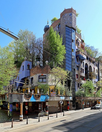 Hundertwasserhaus in Vienna, Austria. CC:C.Stadler/Bwag