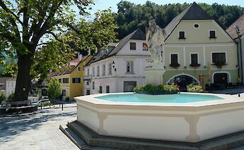 Fountain in a town in Wachau, Austria. Unsplash:Sheila C