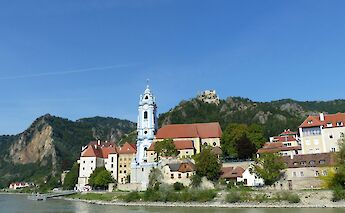 Riverside town in Wachau, Austria. Unsplash:Gabriele Strasky