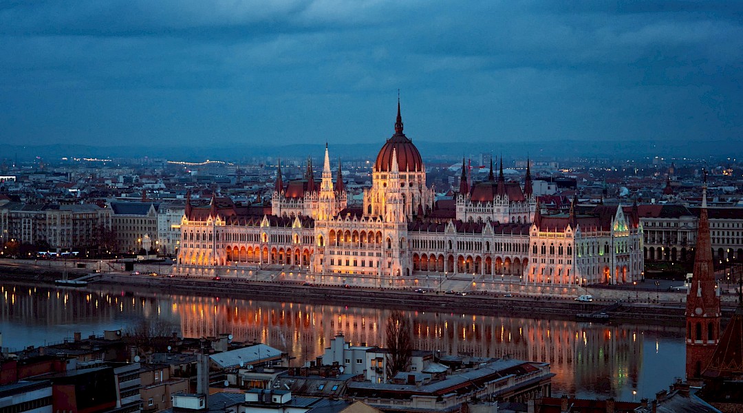 Parliament Building in Budapest, Hungary. Gabriel Miklos@Usplash
