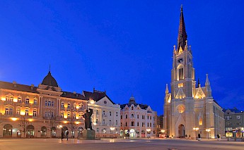 Danube Experience Bike and Boat Passau-Vienna-Budapest-Belgrade-Iron Gates-Passau Bike Tour