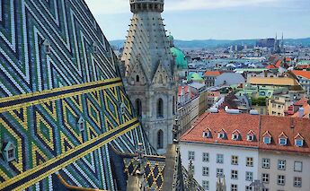 Stephansplatz in Vienna, Austria. Victor Malyushev@Unsplash