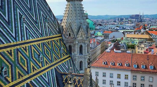 Stephansplatz in Vienna, Austria. Victor Malyushev@Unsplash