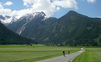 Innsbruck to Salzburg: Through the Alps Along River Cycle Trails Bike Tour