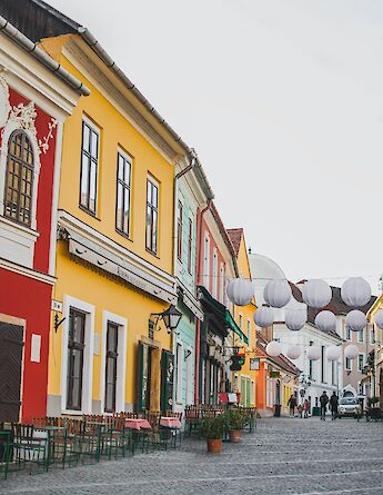 Szentendre, Hungary. Beth Chobanova@Unsplash