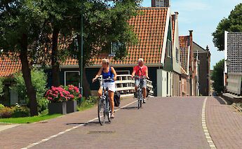Biking Holland's beautiful countryside!