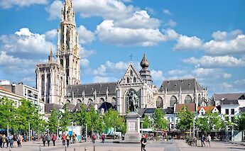 Antwerp, Belgium's grand Cathedral! CC:Rolf Kranz