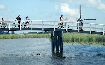 Bruges – Antwerp – Amsterdam by Bike and Boat in Holland & Belgium