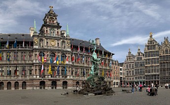 Antwerp City Hall at the Grote Markt, Flanders, Belgium. Maros@Flickr