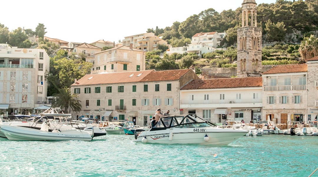 Hvar Island, Dalmatia, Croatia. Marcus Lofvenberg@Unsplash