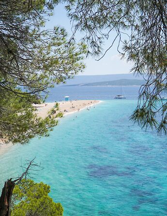 Brač Island in the Adriatic Sea, Croatia. Karolina Kolodziejczak@Unsplash