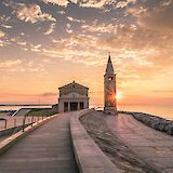 Sunset in Caorle, Italy. KarstenWurth@unsplash